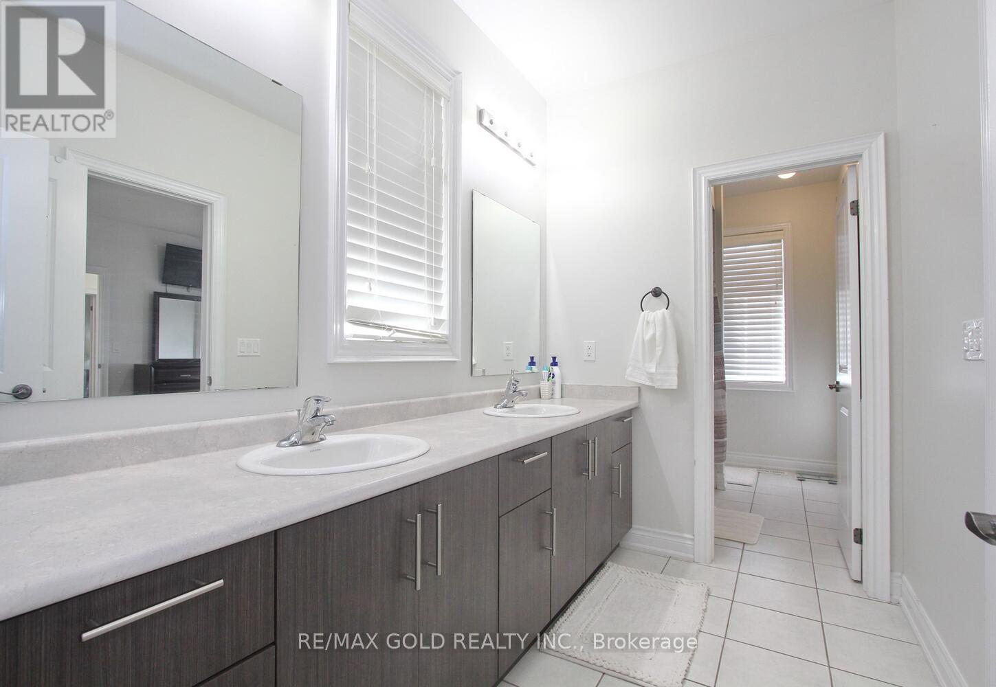 14 Ladbrook Crescent, Brampton, Ontario  L6X 5H6 - Photo 24 - W12092377