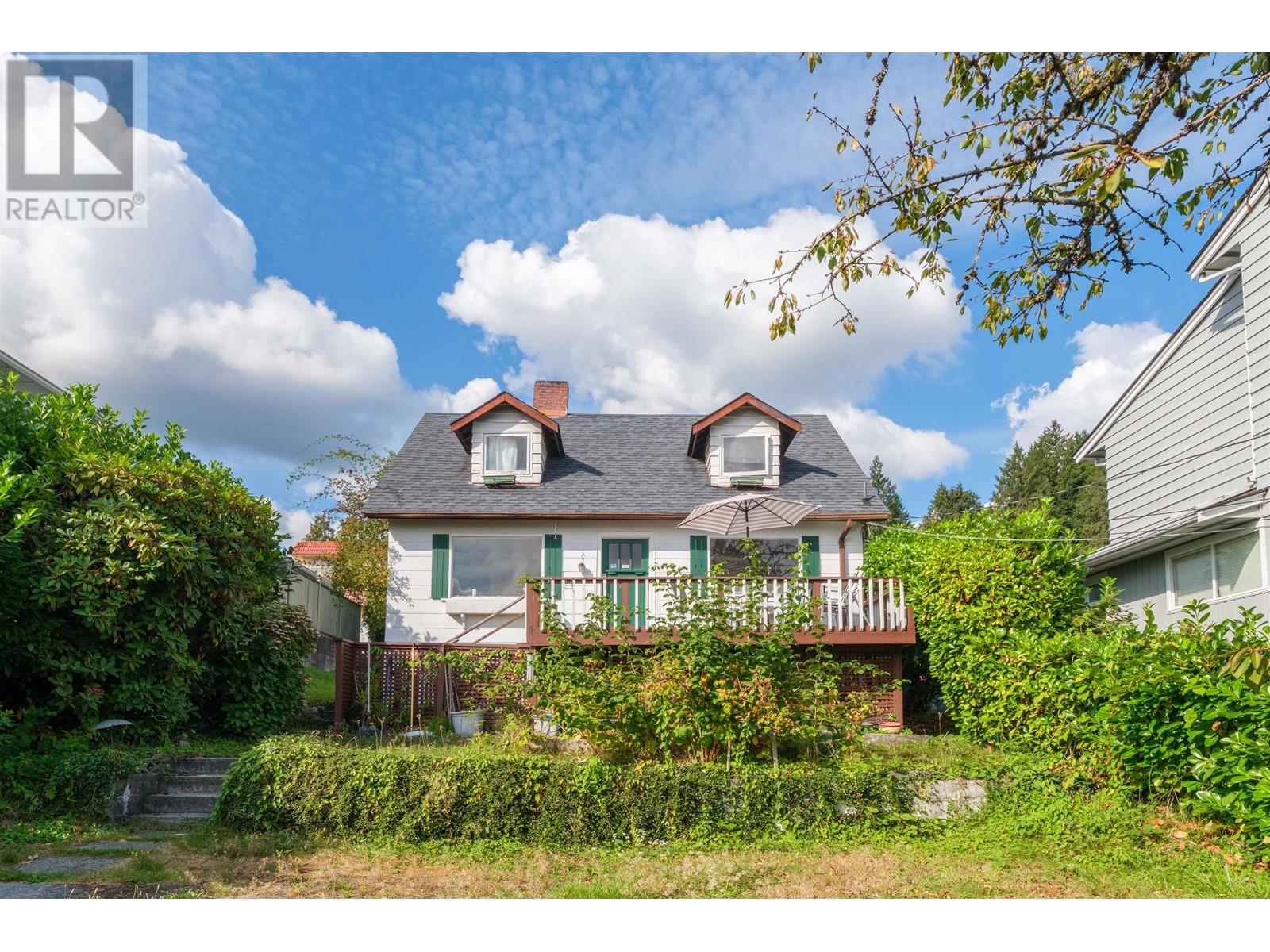 Property at 1427 LAWSON AVENUE image 4