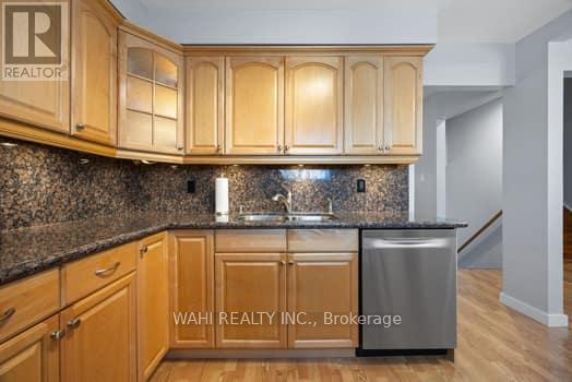 31 - 3175 Kirwin Avenue, Mississauga, Ontario  L5A 3M4 - Photo 17 - W12070249