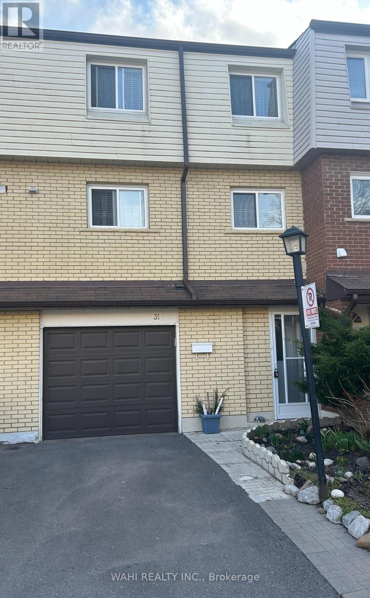 31 - 3175 Kirwin Avenue, Mississauga, Ontario  L5A 3M4 - Photo 6 - W12070249