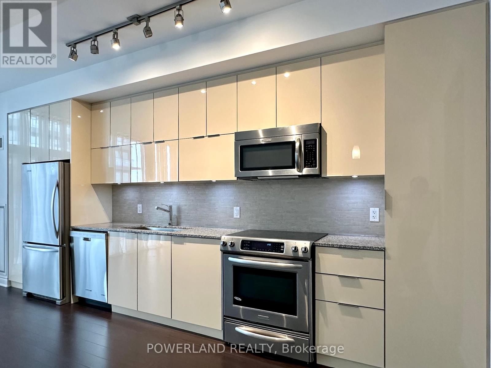 425 - 80 Marine Parade Drive, Toronto (Mimico), Ontario  M8V 0A3 - Photo 11 - W12092511