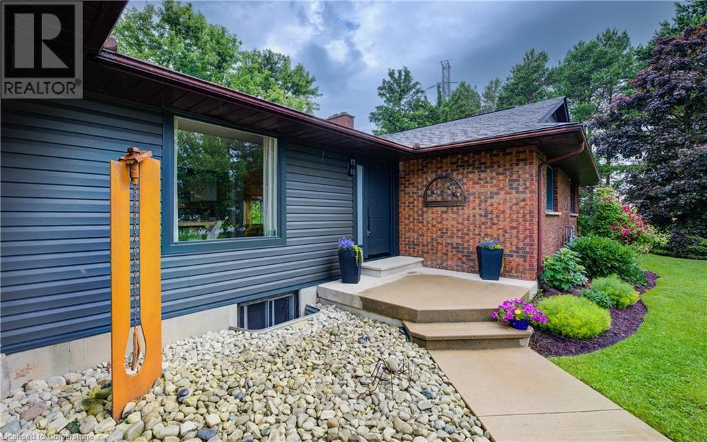 Property at 858 NAFZIGER Road image 4