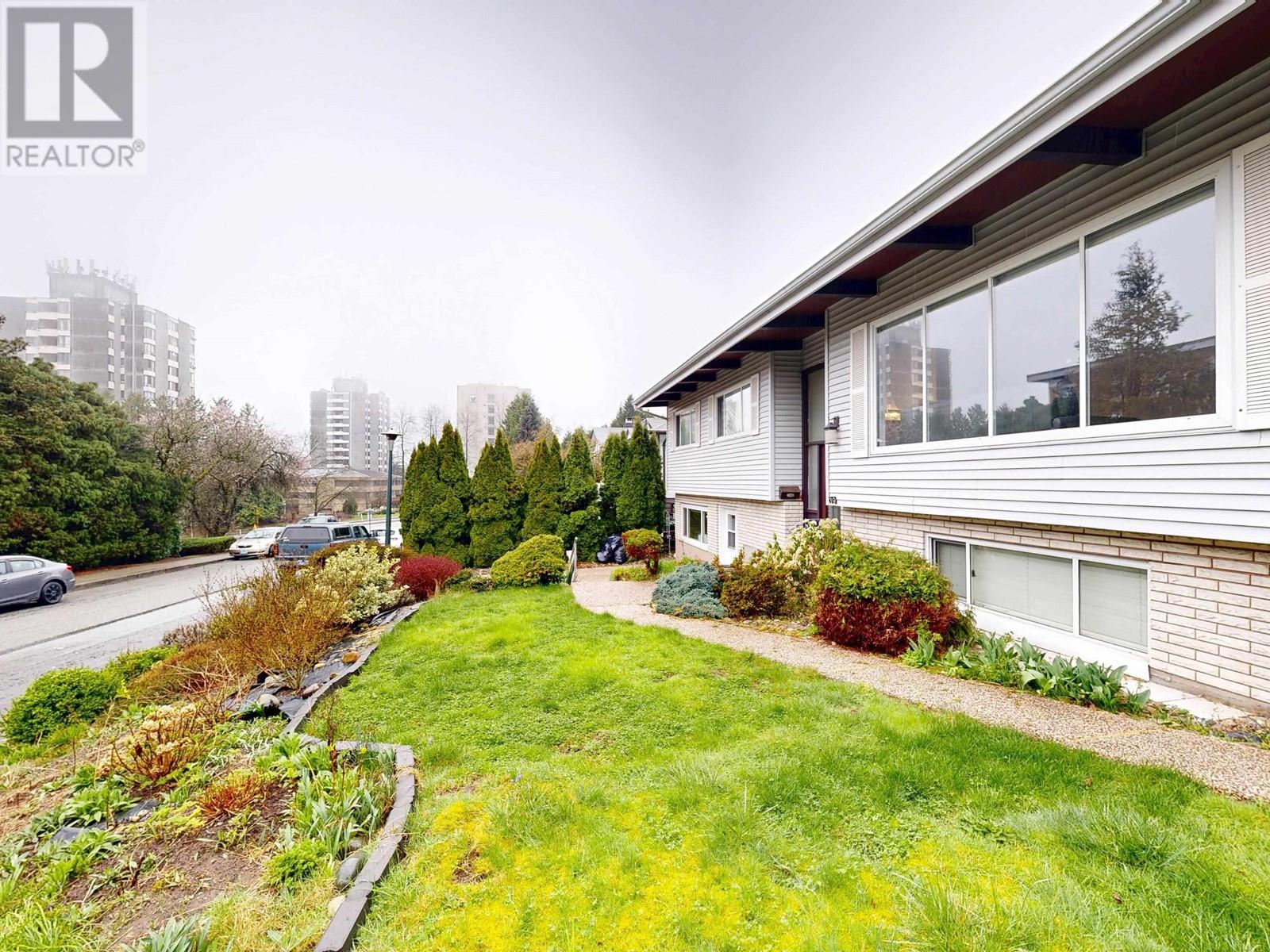 Property at 39 MOTT CRESCENT image 1