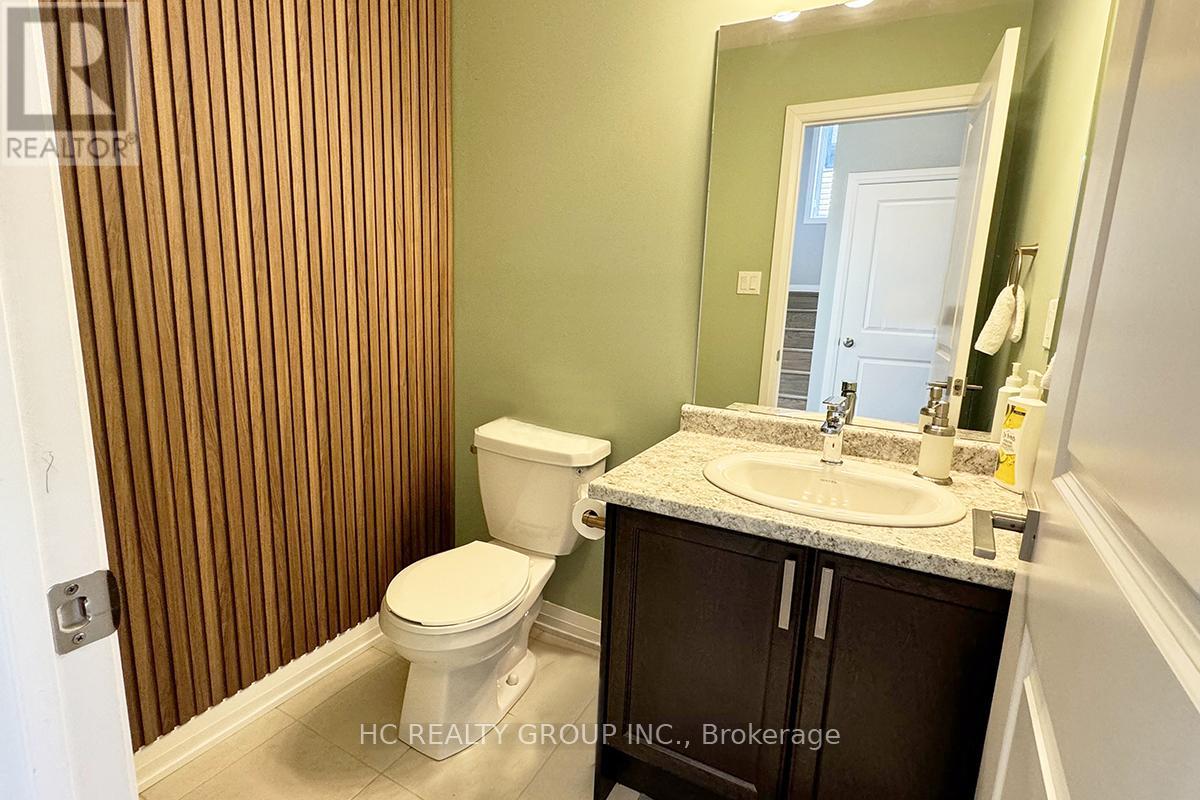 3729 Lakepoint Drive S, Severn, Ontario  L3V 8M9 - Photo 5 - S12092552