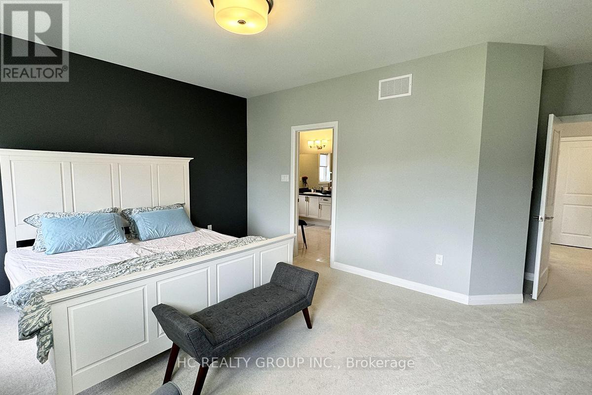 3729 Lakepoint Drive S, Severn, Ontario  L3V 8M9 - Photo 9 - S12092552