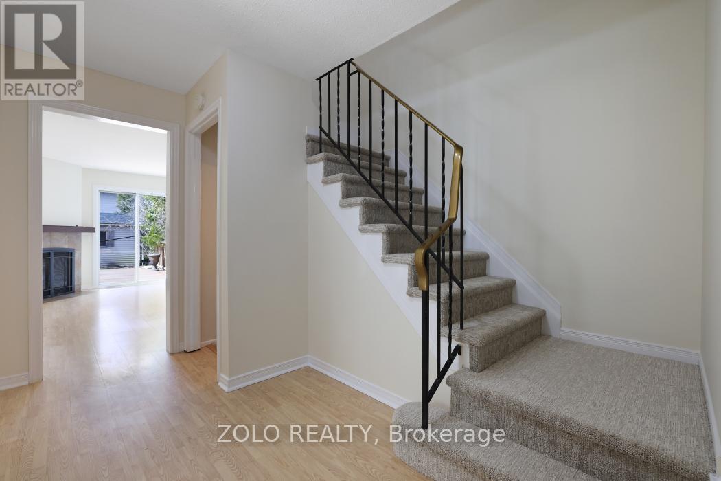 Property at 62 ALBERNI STREET E image 4