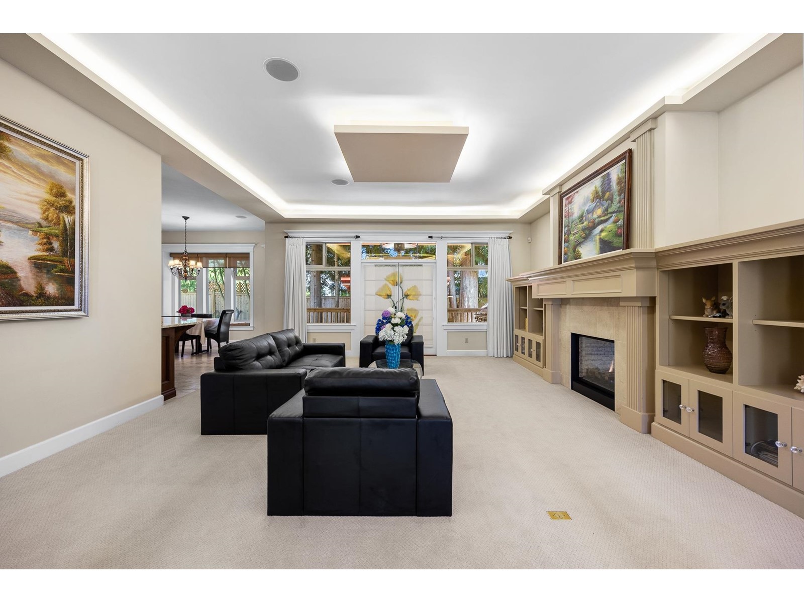 Property at 1688 134B STREET image 2