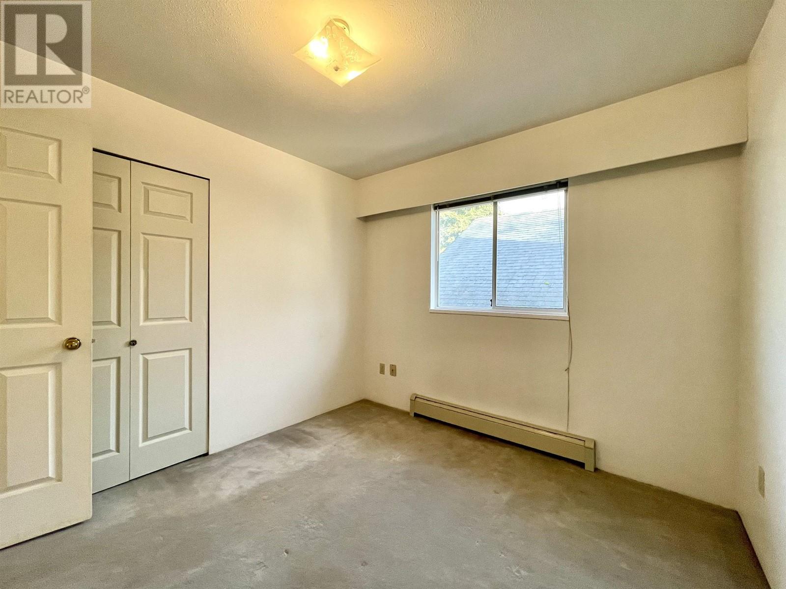 Listing Picture 25 of 38 : 937 W 18TH AVENUE, Vancouver / 溫哥華 - 魯藝地產 Yvonne Lu Group - MLS Medallion Club Member