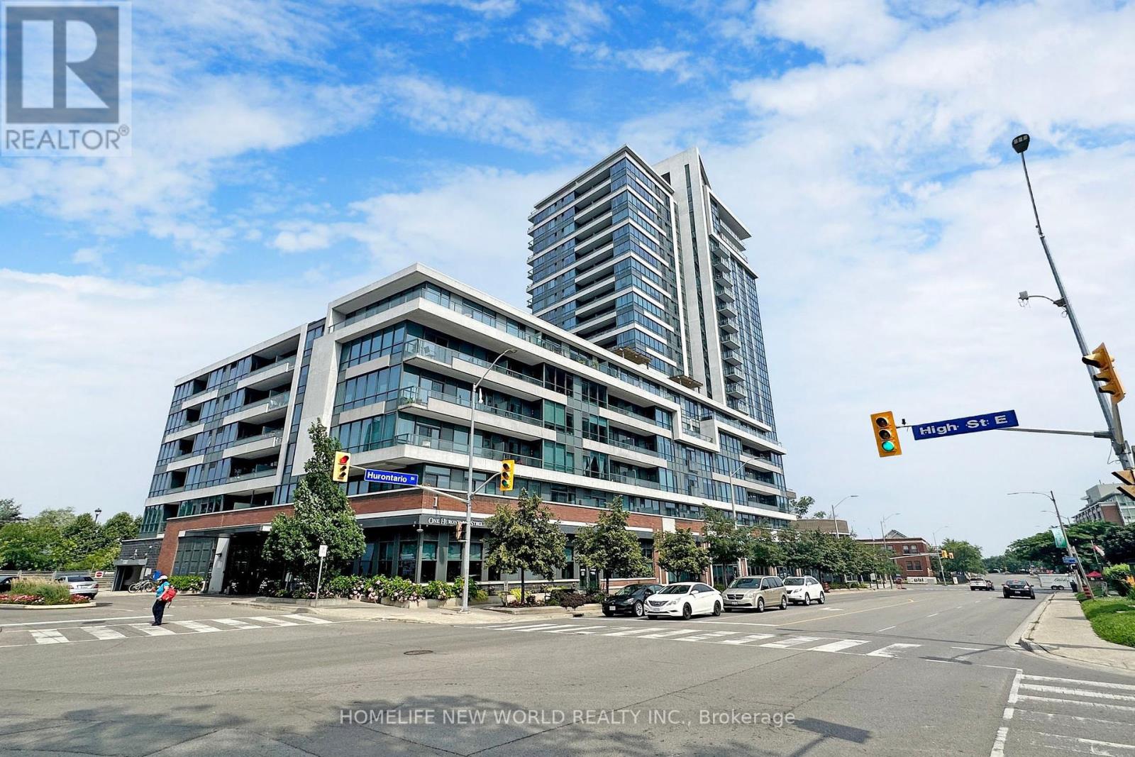 Property at 506 - 1 HURONTARIO STREET image 2