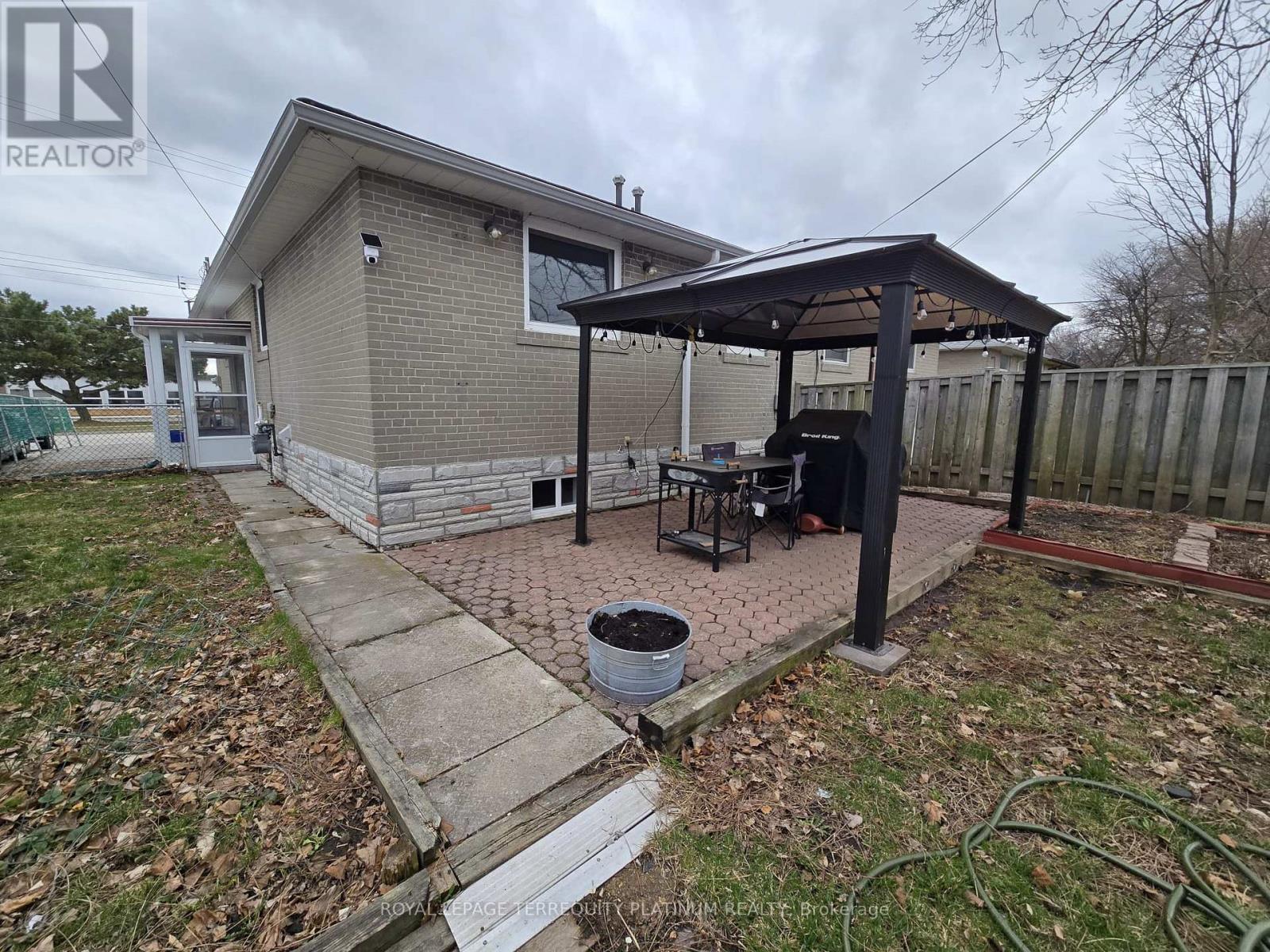 Lower - 144 Longford Drive, Newmarket (Bristol-London), Ontario  L3Y 2Y5 - Photo 21 - N12092386