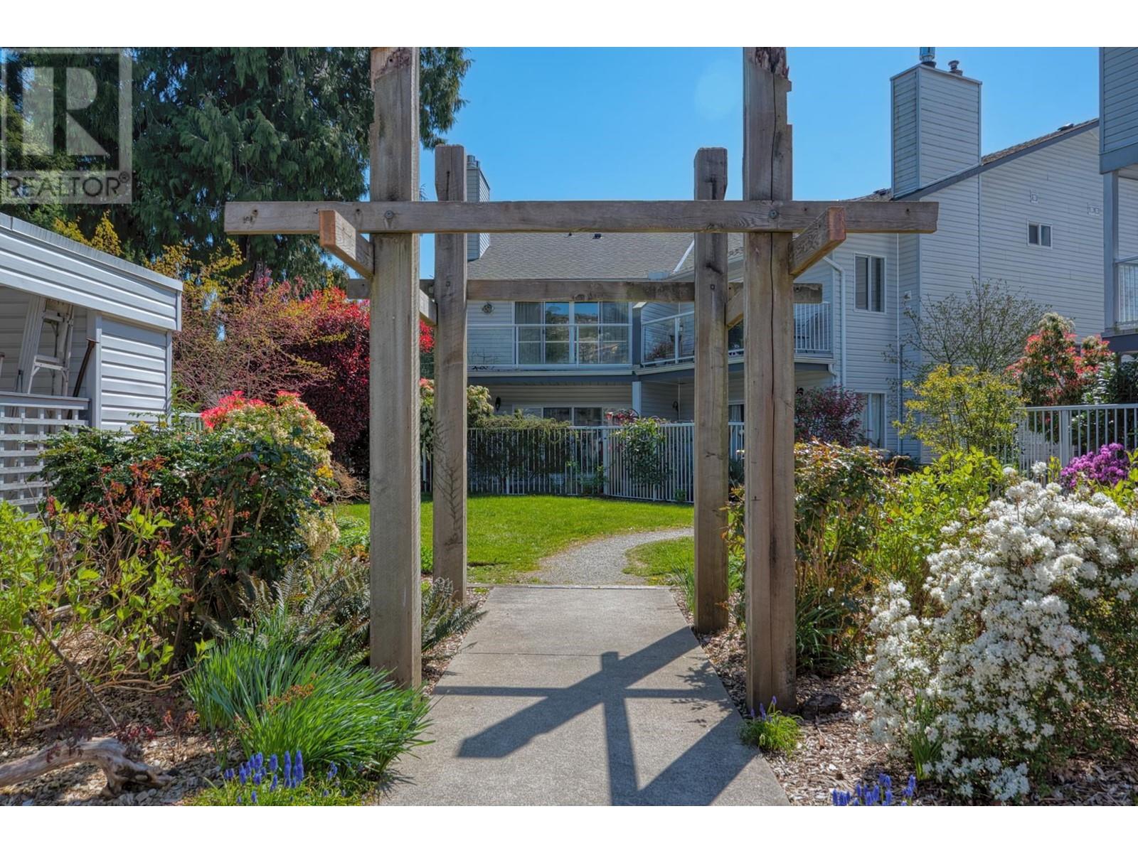 18 699 Dougall Road, Gibsons, British Columbia  V0N 1V8 - Photo 36 - R2991994