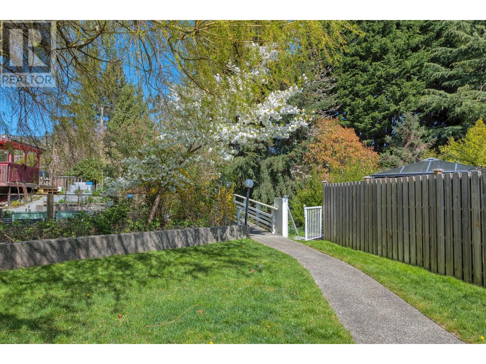 18 699 Dougall Road, Gibsons, British Columbia  V0N 1V8 - Photo 33 - R2991994