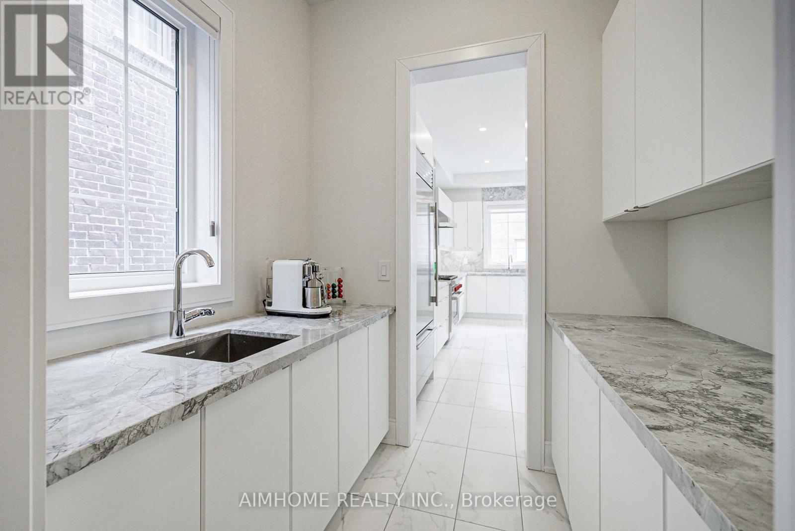 Property at 27 WILLIAM LOGAN DRIVE image 5