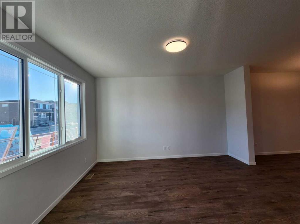 Property at 495 Lucas Boulevard NW image 4