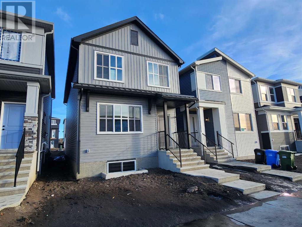 Property at 105 Lucas Place NW image 1