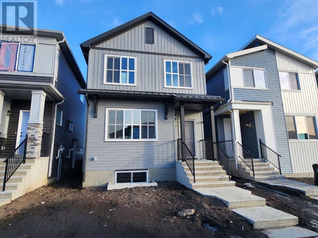 Property at 105 Lucas Place NW image 2
