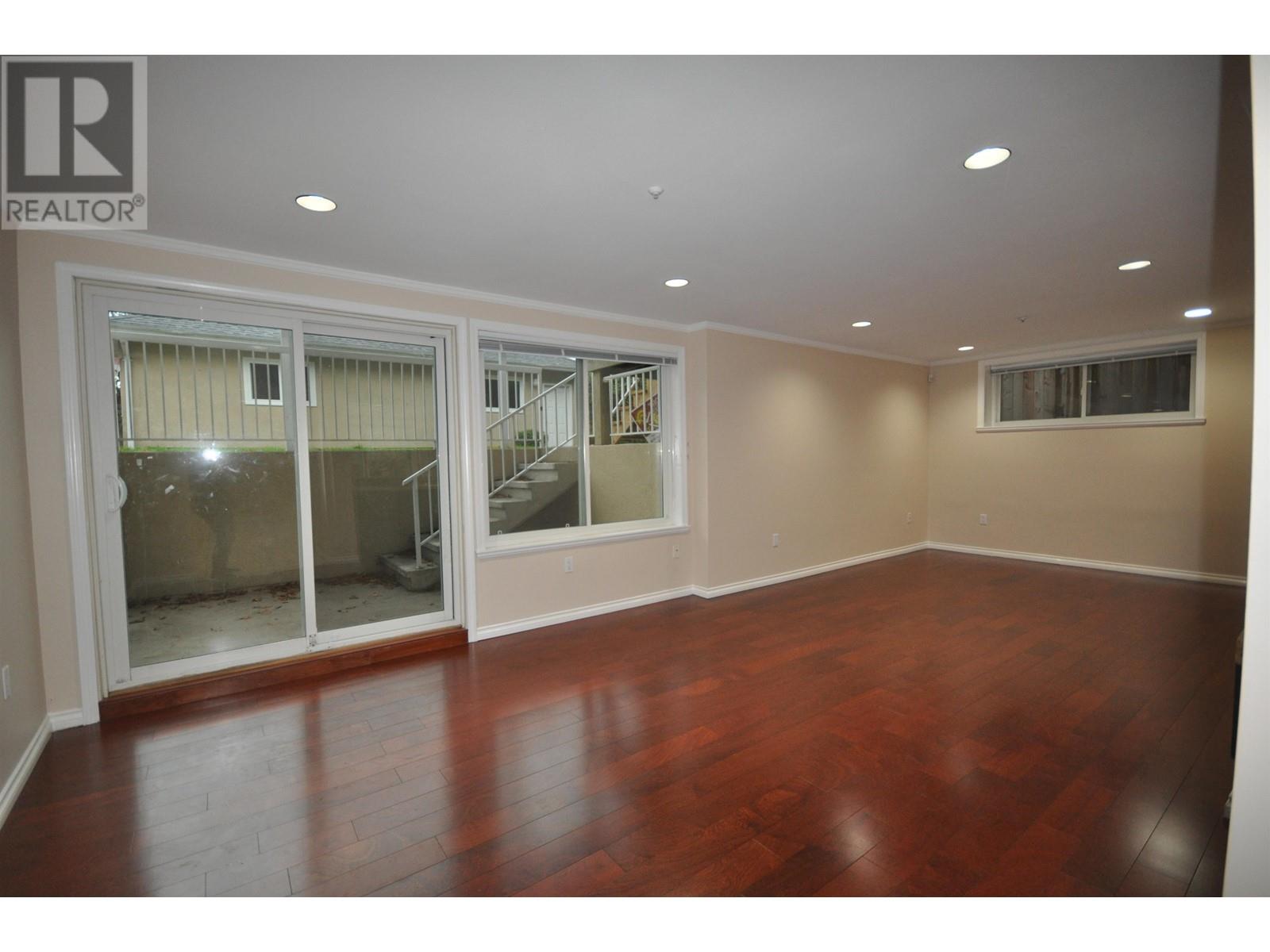 2415 W 13th Avenue, Vancouver, British Columbia  V6K 2S7 - Photo 26 - R2990694