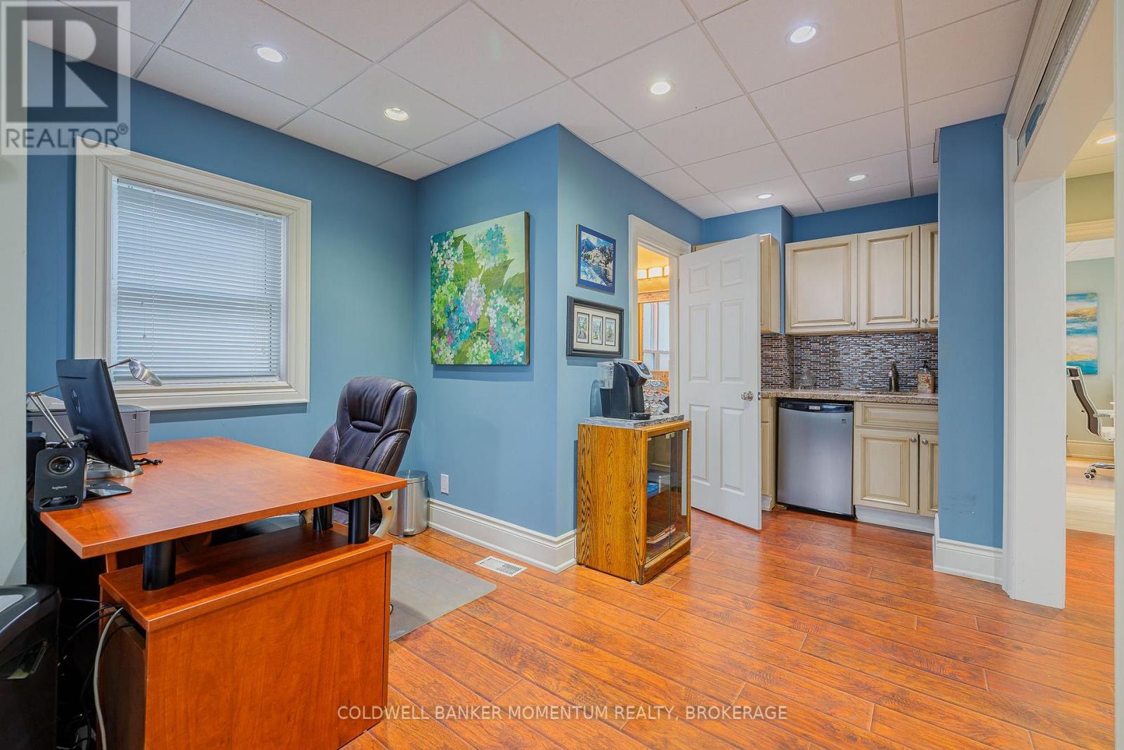 179 King Street, St. Catharines, Ontario  L2R 3J5 - Photo 10 - X12092606