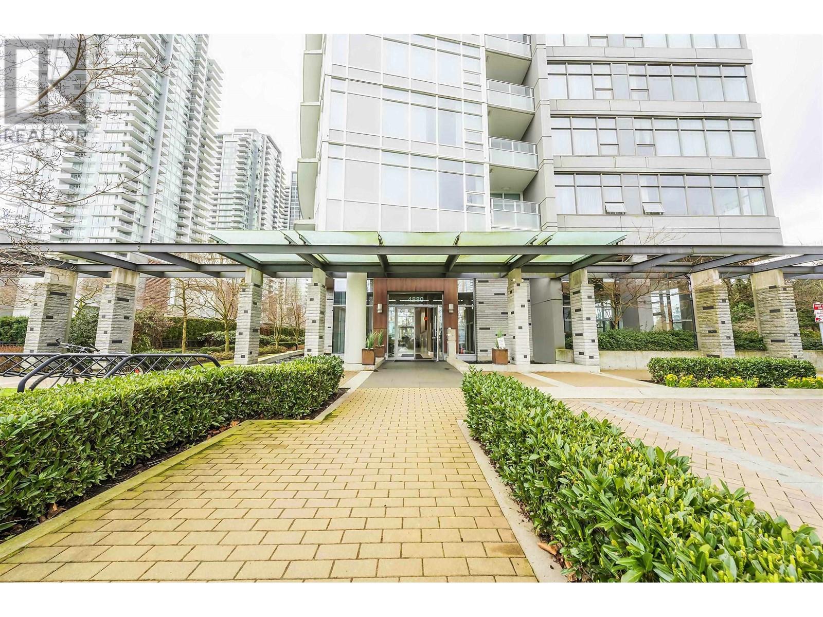 2201 4880 Bennett Street, Burnaby, British Columbia  V5H 0C1 - Photo 4 - R2989787