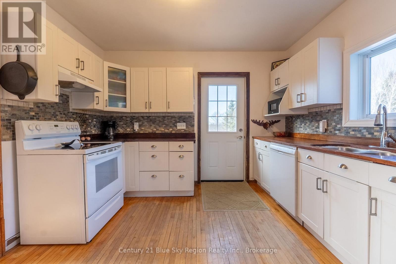 404 Highway 534, Powassan, Ontario  P0H 1Z0 - Photo 16 - X12080582