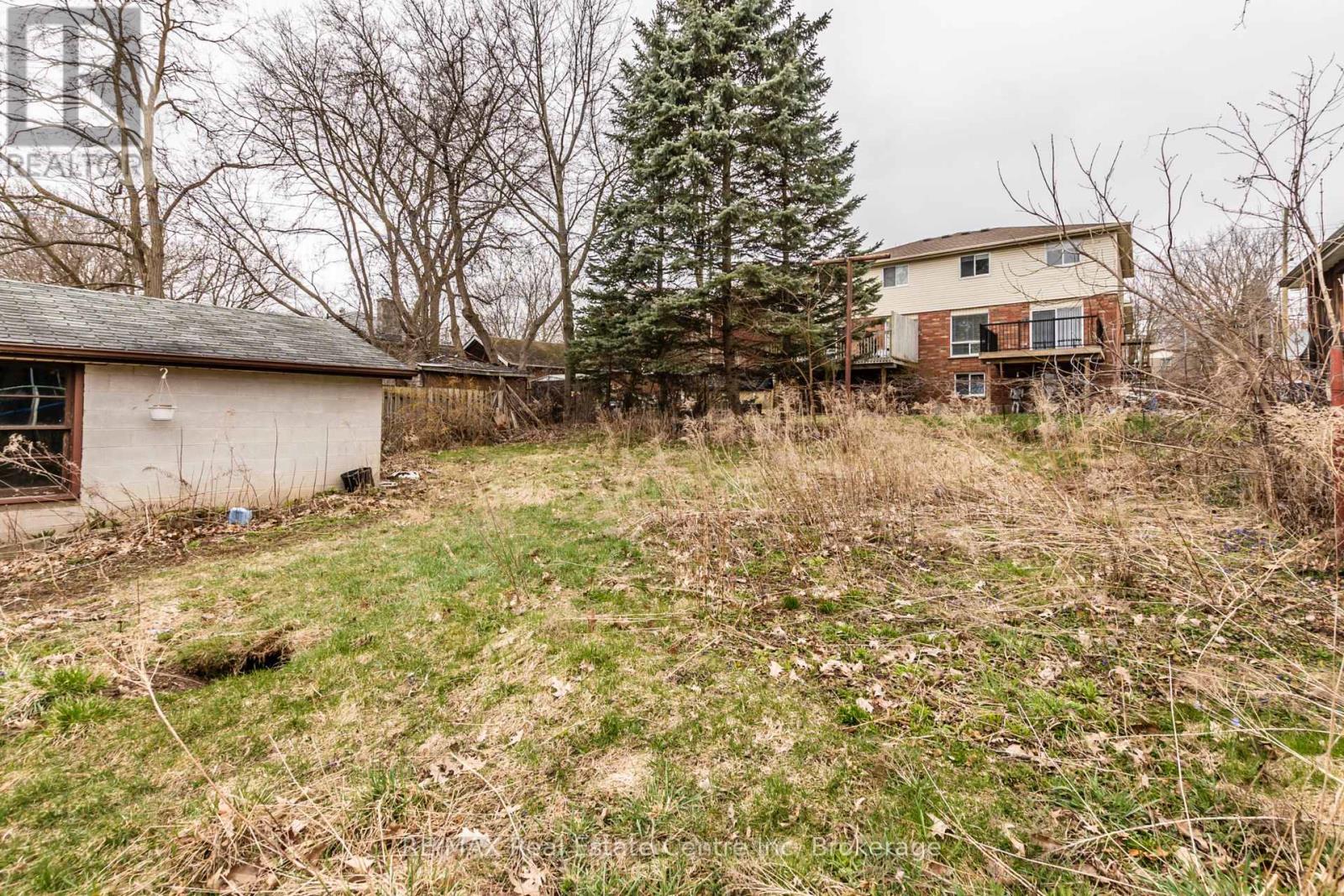 17 Emslie Street, Guelph, Ontario  N1H 3K6 - Photo 14 - X12085742