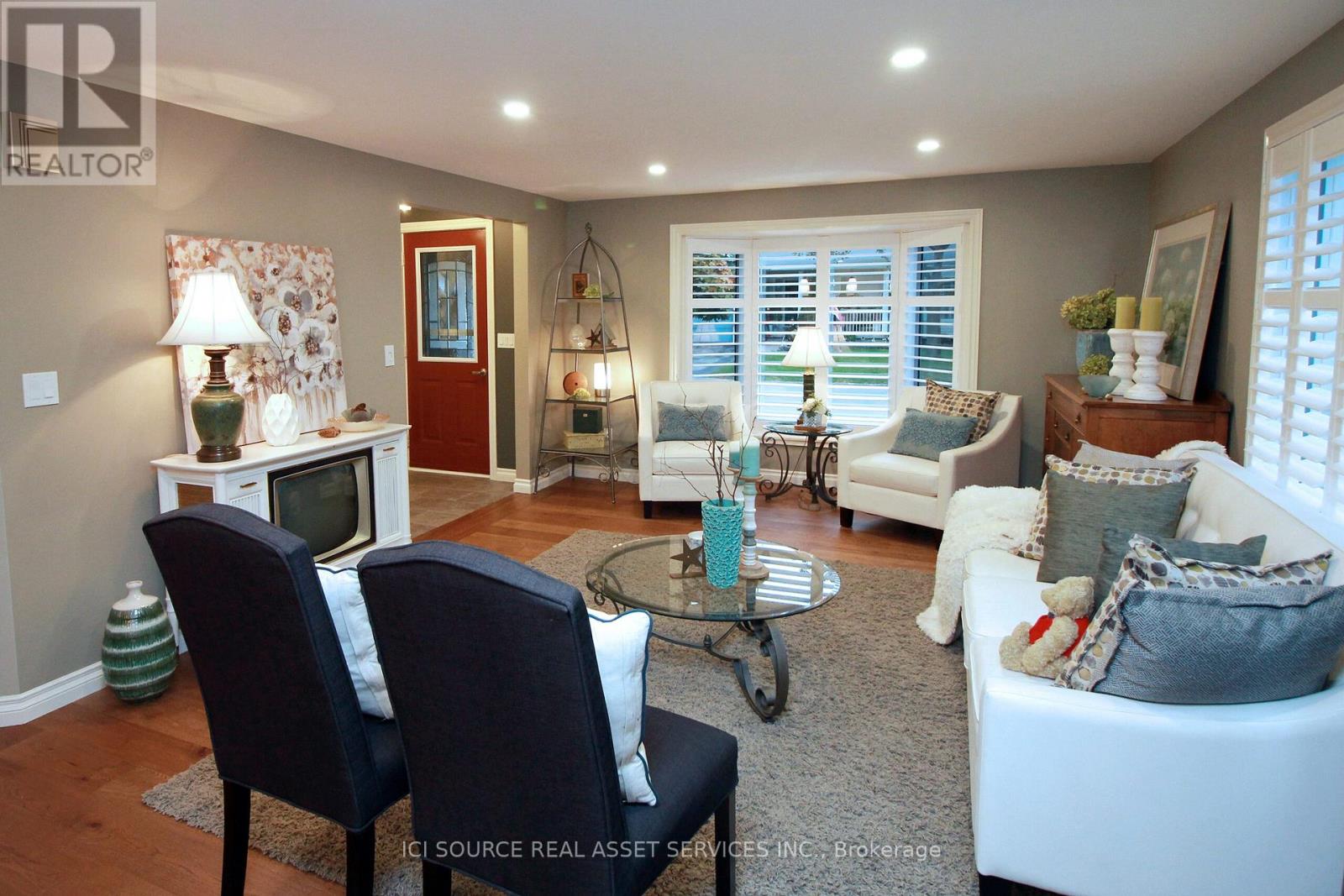 Property at 75 WILMOT TRAIL image 5