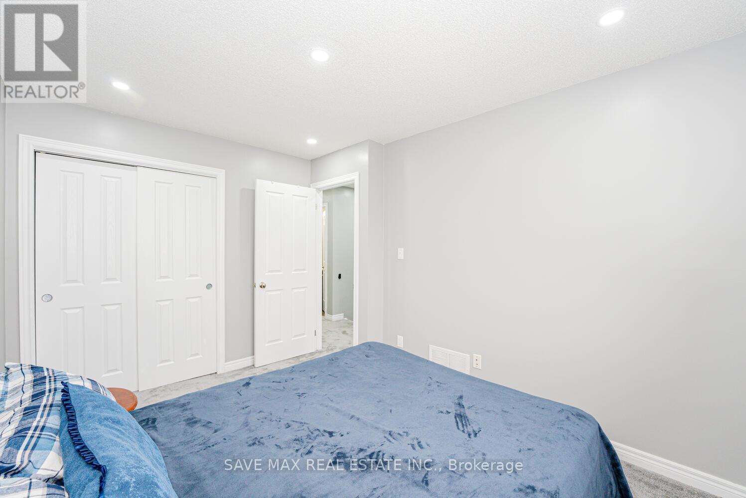 256 Fall Fair Way, Hamilton (Binbrook), Ontario  L0R 1C0 - Photo 31 - X12092653