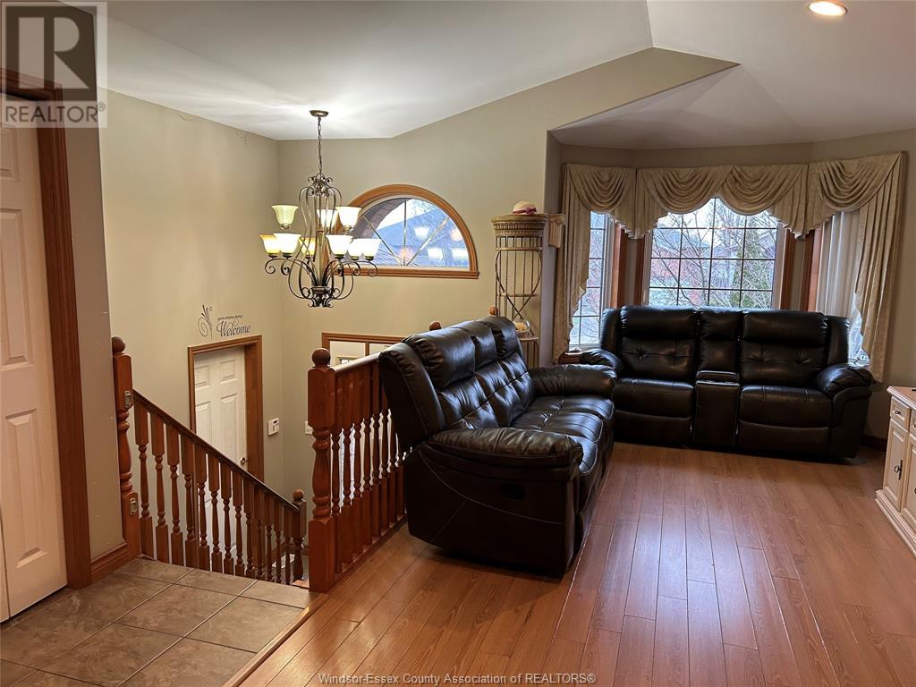 Property at 4138 SPAGO image 3