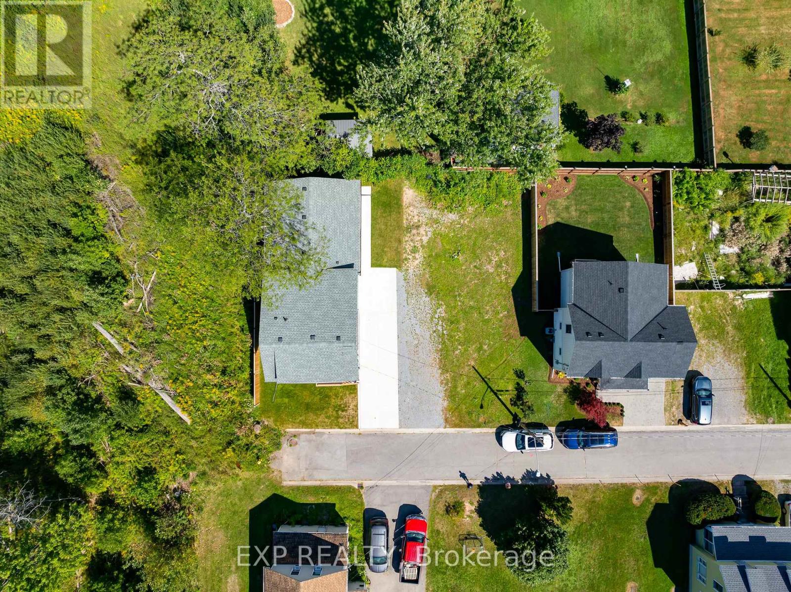 Property at 40 PARKVIEW AVENUE image 4
