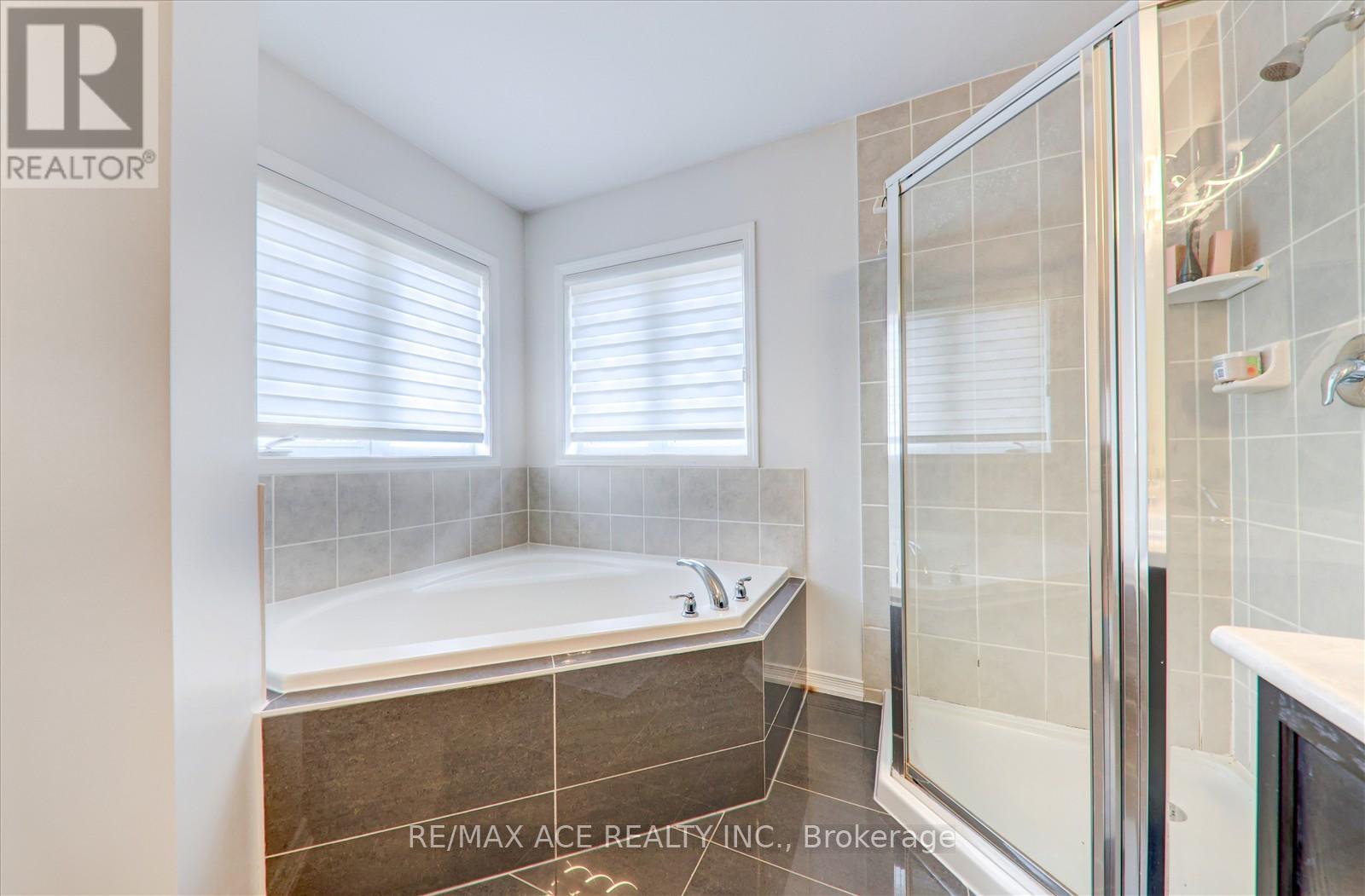 56 Stockell Crescent, Ajax, Ontario  L1T 0M4 - Photo 27 - E12092679
