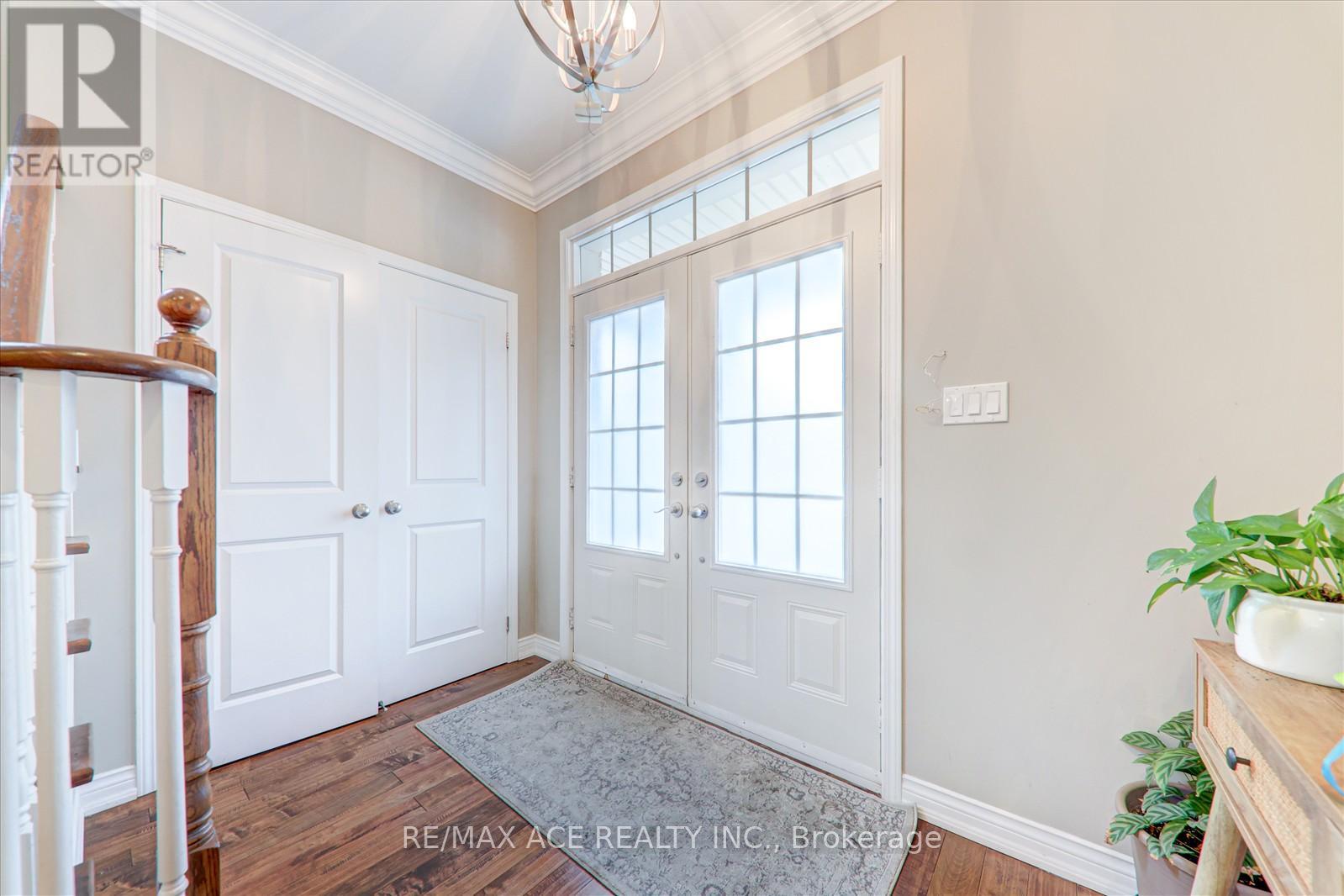 56 Stockell Crescent, Ajax, Ontario  L1T 0M4 - Photo 5 - E12092679