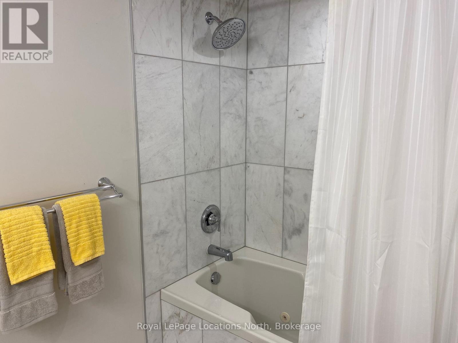 220 - 120 Fairway Court, Blue Mountains, Ontario  L9Y 0P8 - Photo 20 - X12092701