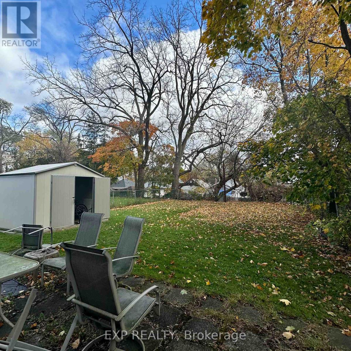 Property at 215 EMERSON STREET image 4