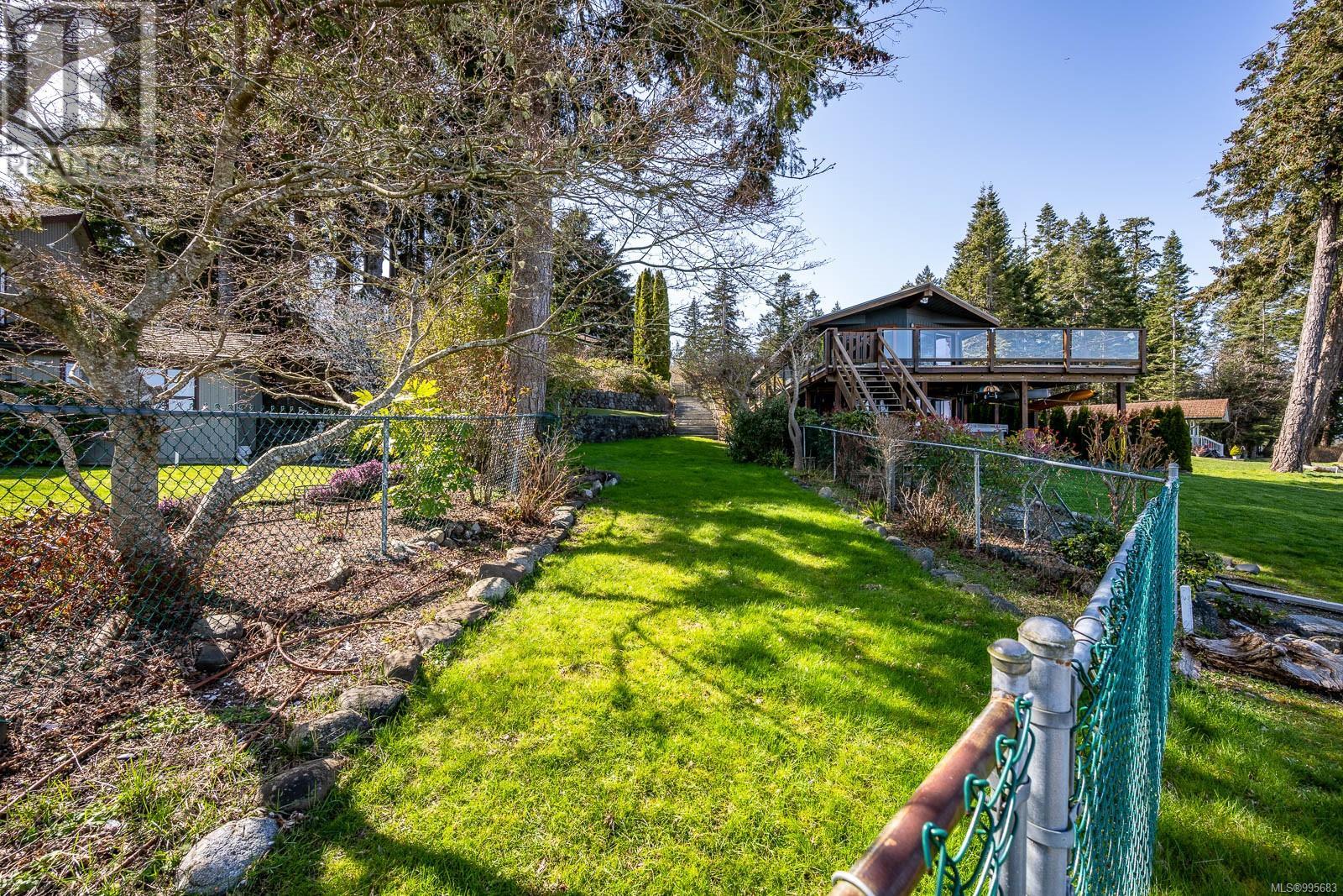 201 Spindrift Rd, Courtenay, British Columbia  V9N 9S8 - Photo 76 - 995683