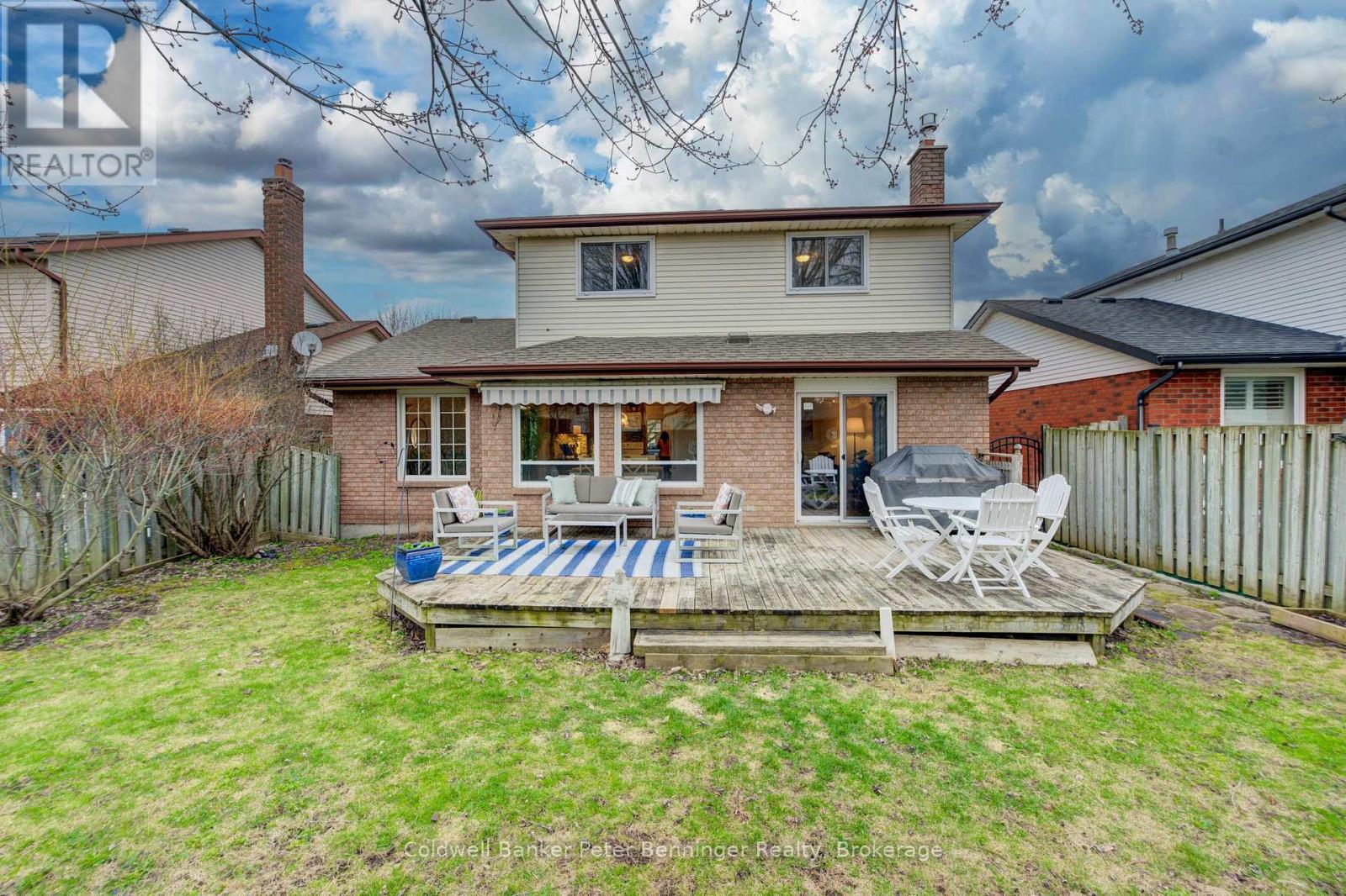 275 Canterbury Drive, Waterloo, Ontario  N2K 3C4 - Photo 41 - X12092725