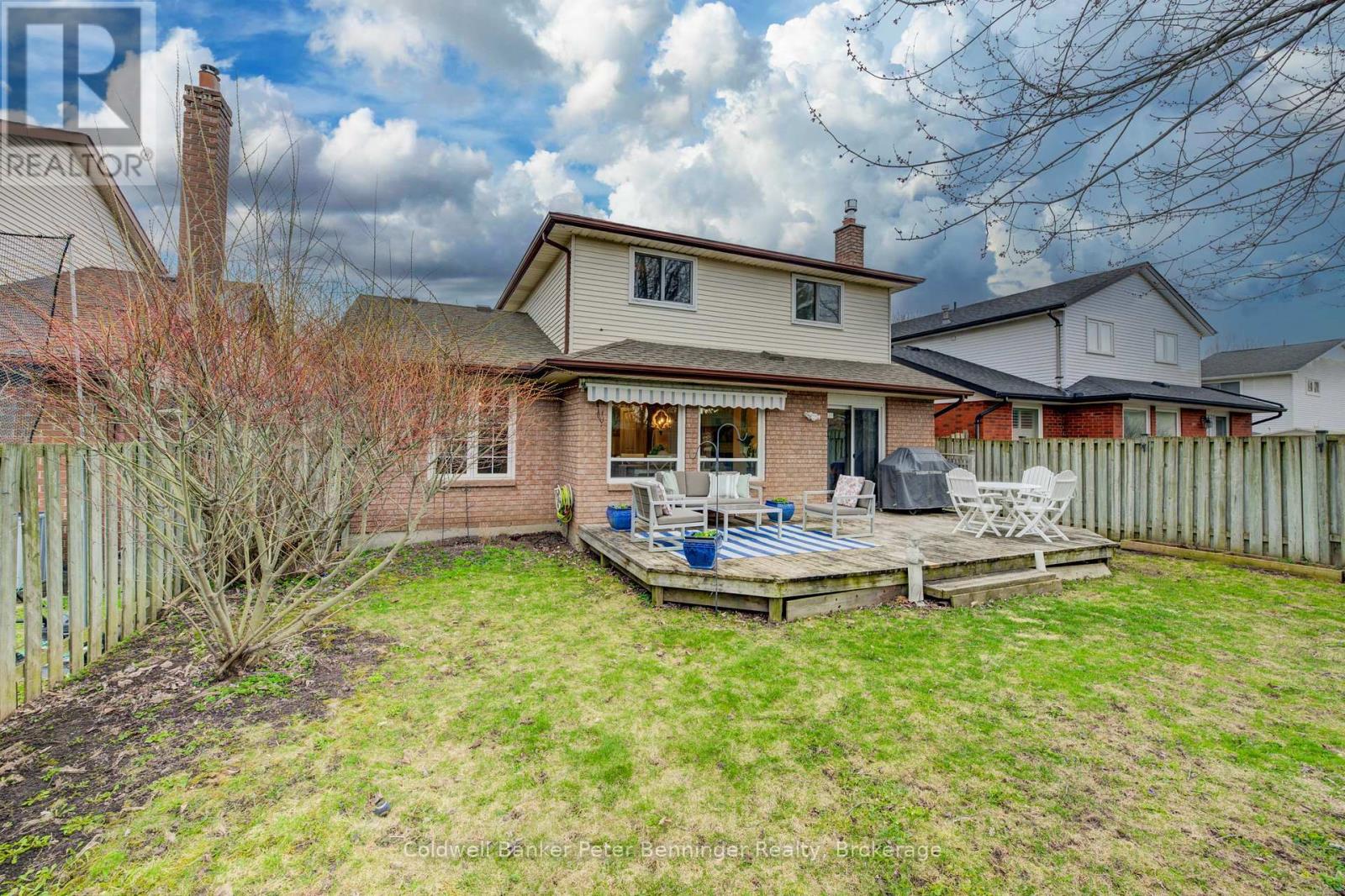 275 Canterbury Drive, Waterloo, Ontario  N2K 3C4 - Photo 42 - X12092725