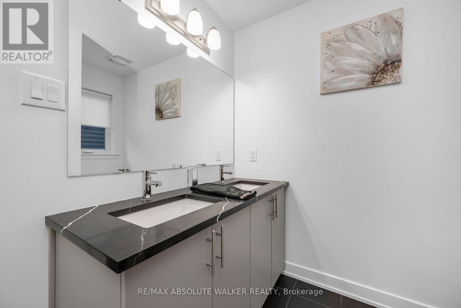3301 Findlay Creek Drive, Ottawa, Ontario  K1T 0V2 - Photo 19 - X11943227
