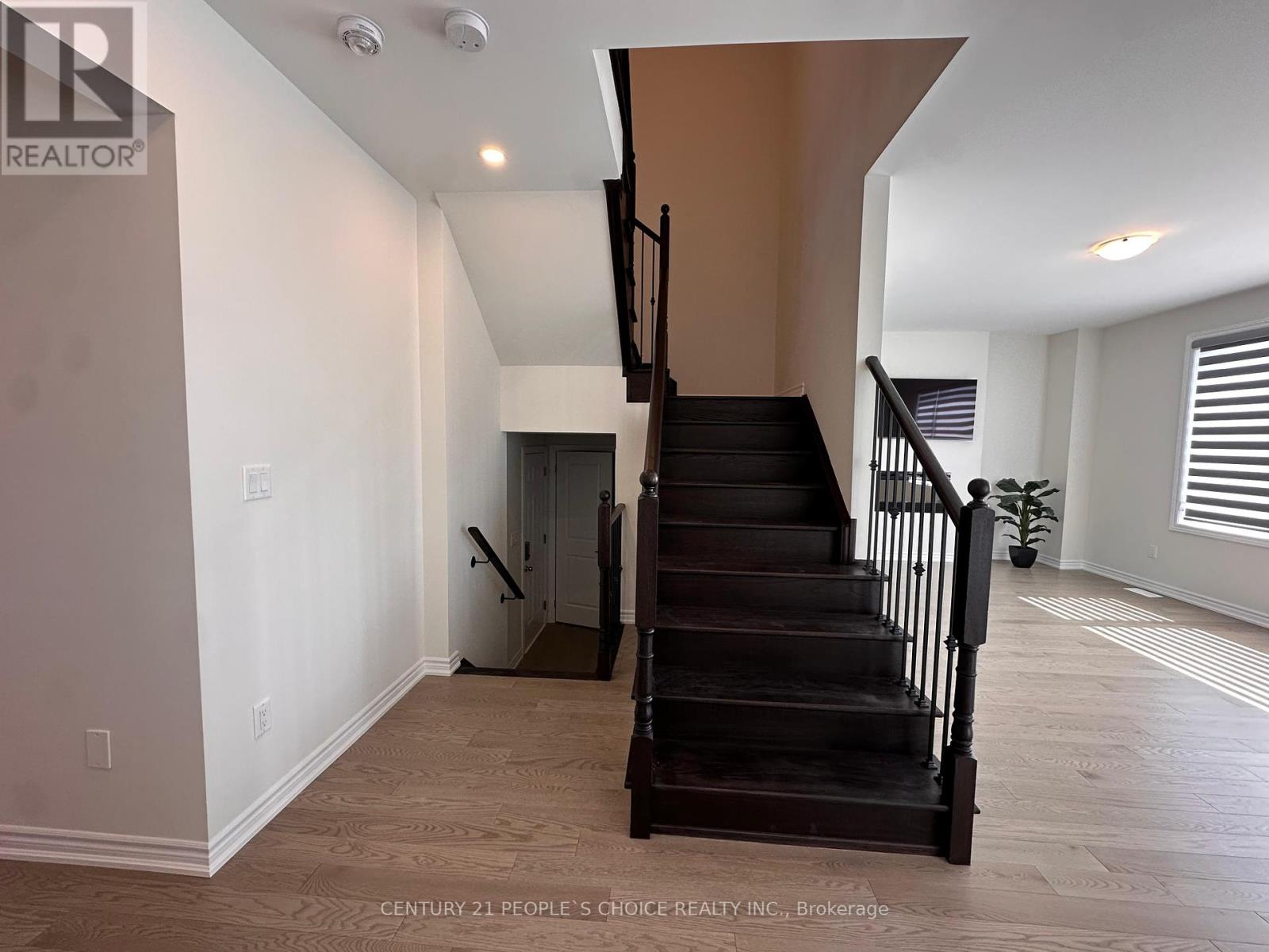 82 Sun Valley Avenue, Wasaga Beach, Ontario  L9Z 0N8 - Photo 4 - S12092740