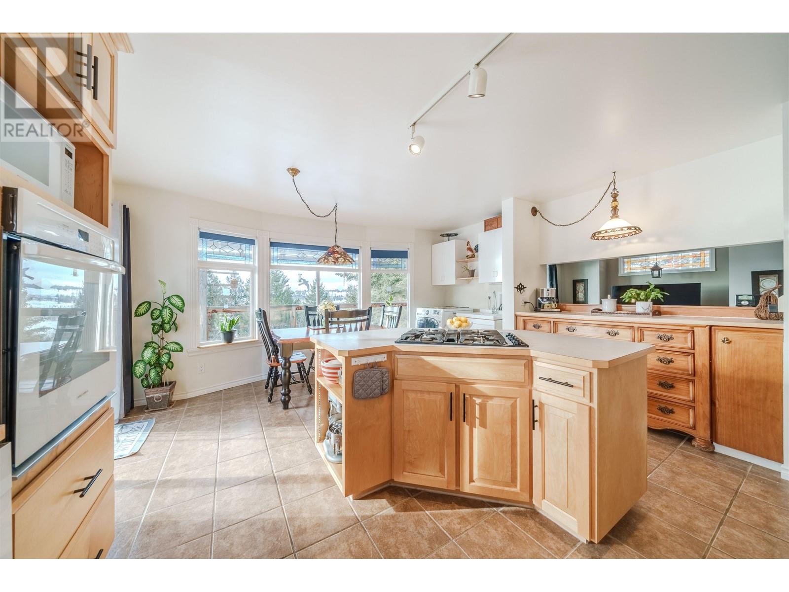 Property at 5012 BLOCK DRIVE image 4