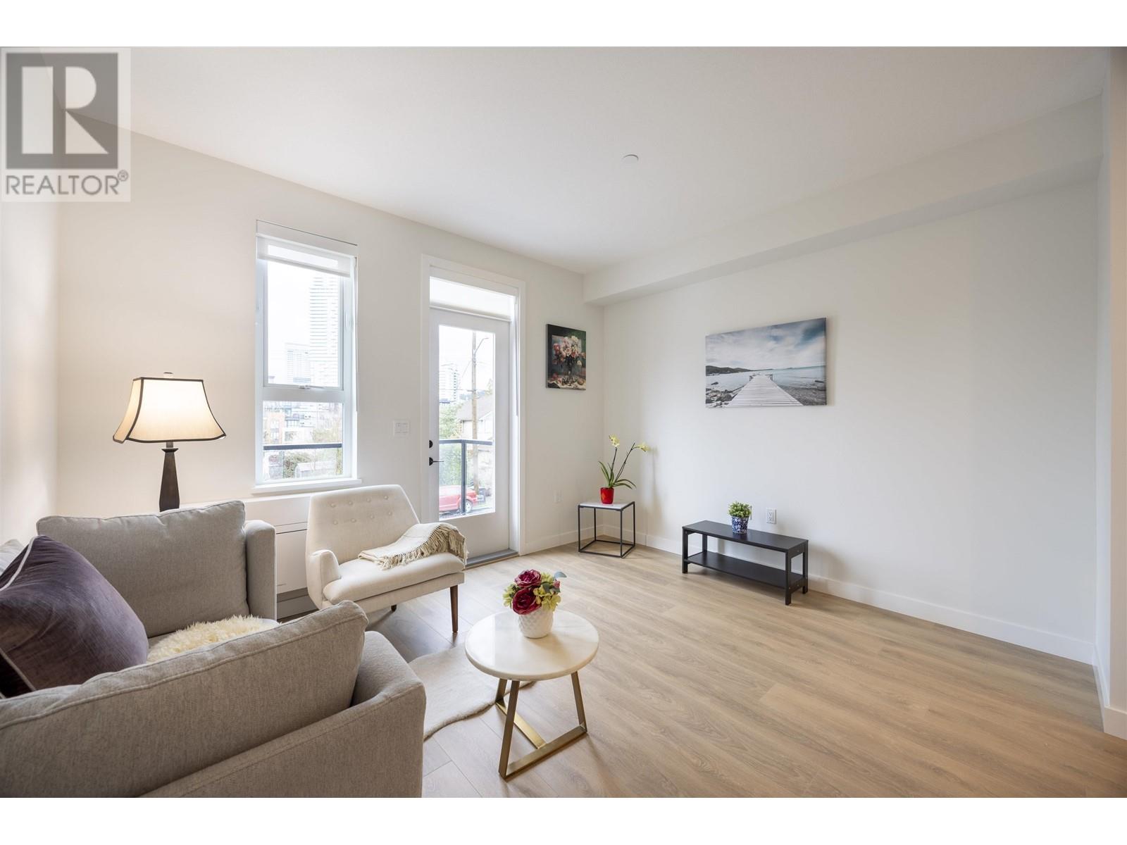 210 715 Ducklow Street, Coquitlam, British Columbia  V3J 4C9 - Photo 7 - R2991883