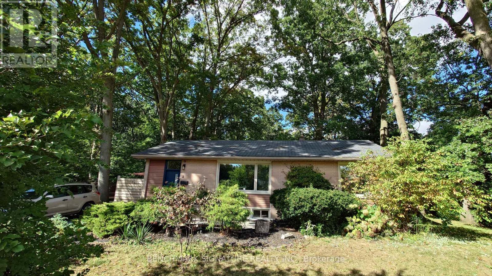 2 Algonquin Crescent, London East, Ontario  N5W 1N4 - Photo 28 - X12092761