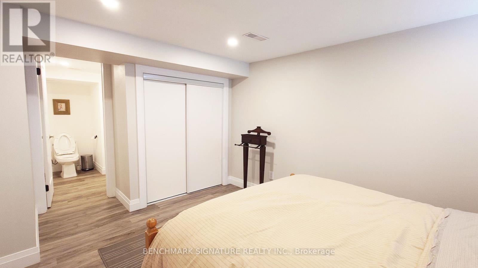 2 Algonquin Crescent, London East, Ontario  N5W 1N4 - Photo 7 - X12092761