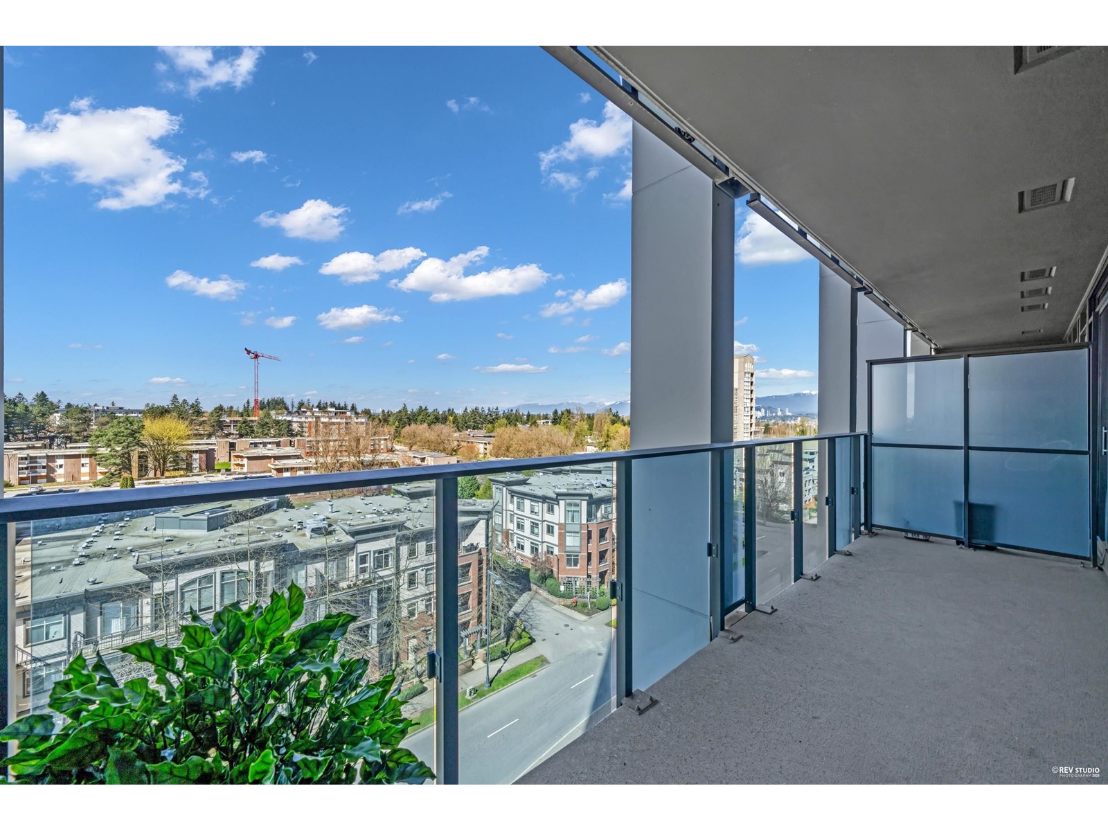 911 10448 University Drive, Surrey, British Columbia  V3T 0S7 - Photo 17 - R2989908
