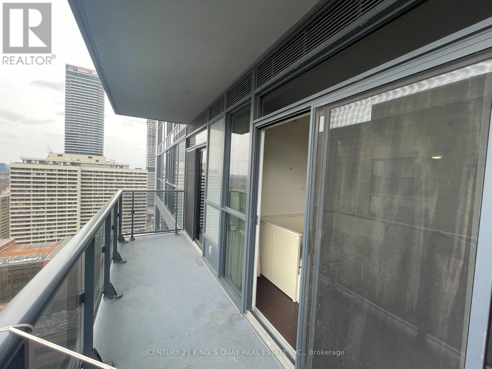 2710 - 28 Ted Rogers Way, Toronto, Ontario  M4Y 2J4 - Photo 18 - C12091268
