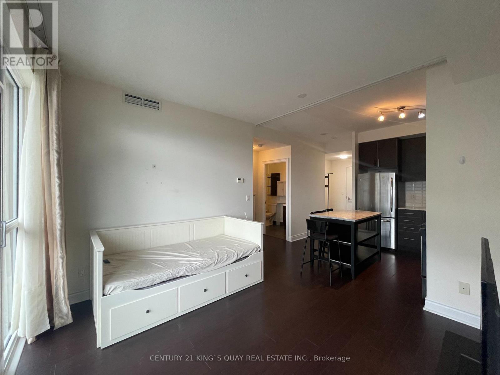 2710 - 28 Ted Rogers Way, Toronto, Ontario  M4Y 2J4 - Photo 5 - C12091268