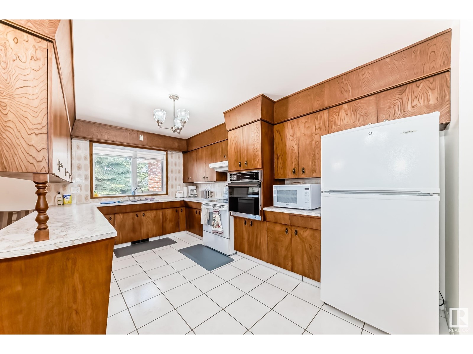 1850 232 Av Ne, Edmonton, Alberta  T5Y 6J2 - Photo 6 - E4430868