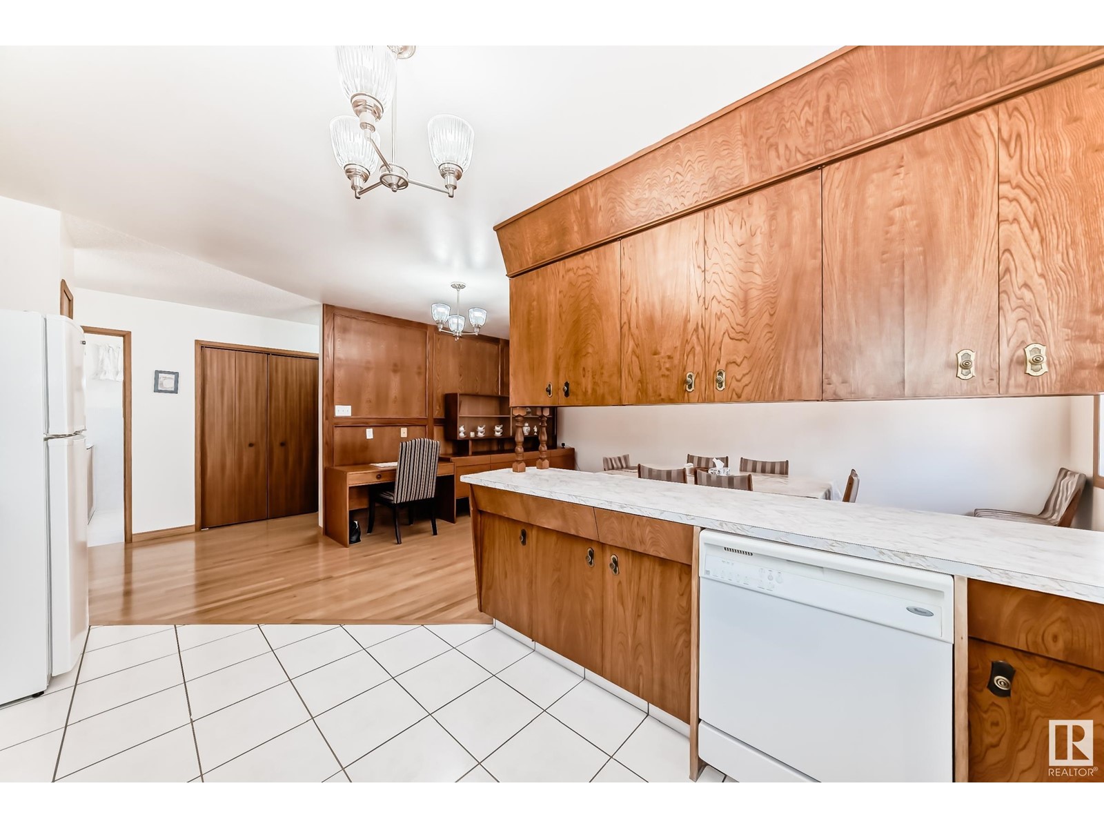 1850 232 Av Ne, Edmonton, Alberta  T5Y 6J2 - Photo 8 - E4430868