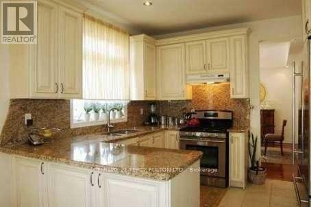 Property at 51 MEDOC PLACE image 5