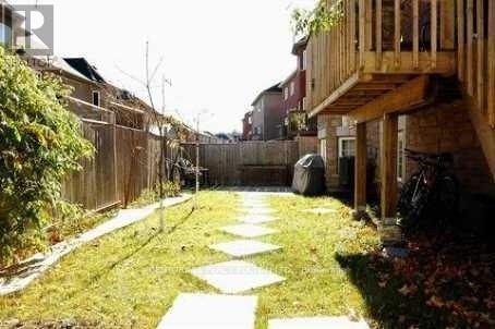 51 Medoc Place, Vaughan, Ontario  L4J 8Y9 - Photo 7 - N12092763