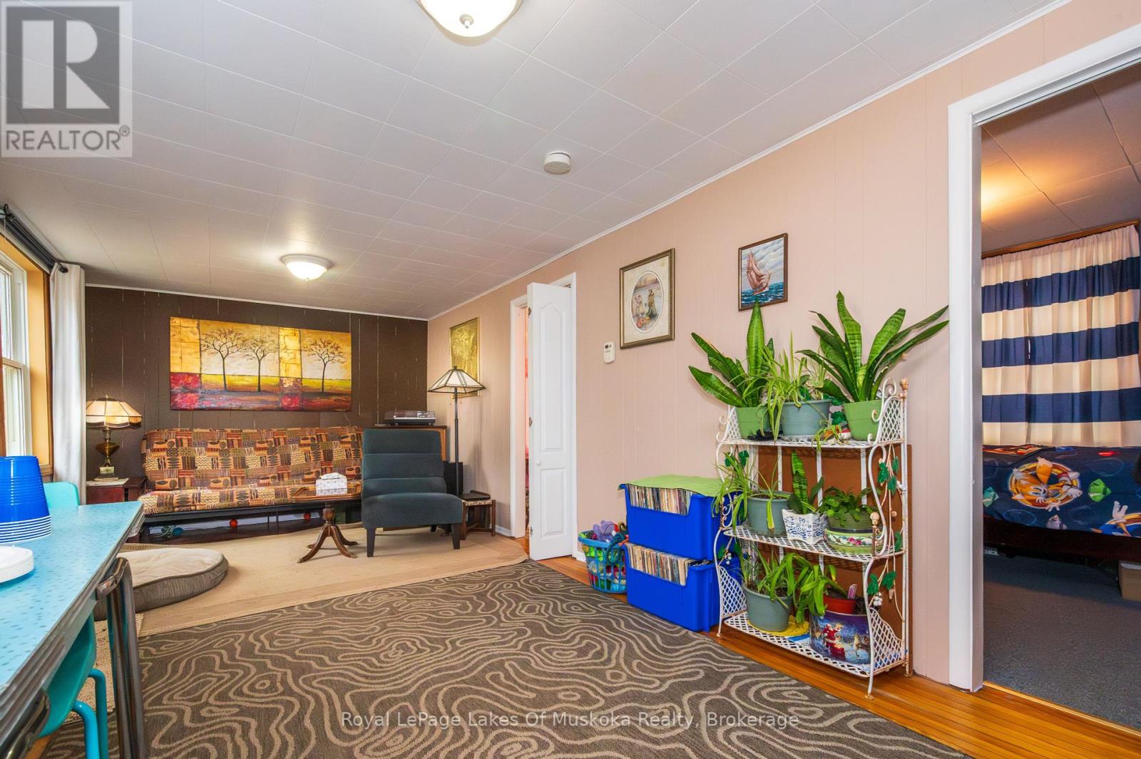 7 Dufferin Street N, Huntsville, Ontario  P1H 1X3 - Photo 6 - X12039694